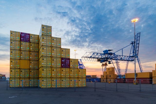 Cargo containers